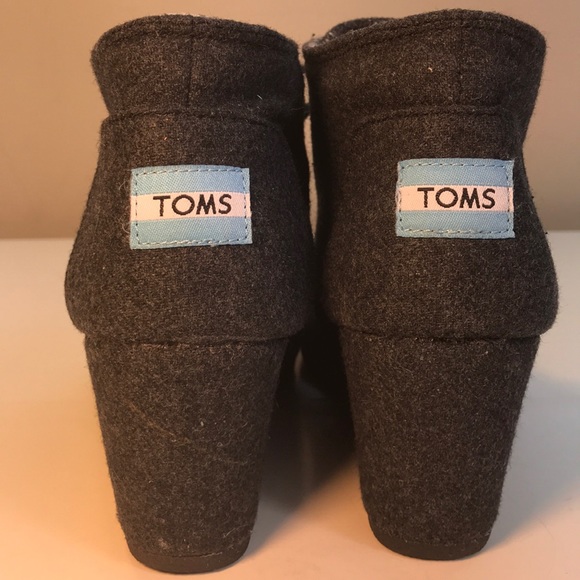 TOMS Gray Wool Wedge Booties Size 8 - Picture 5 of 12